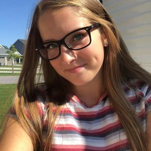 Meet your Posher, Mikayla